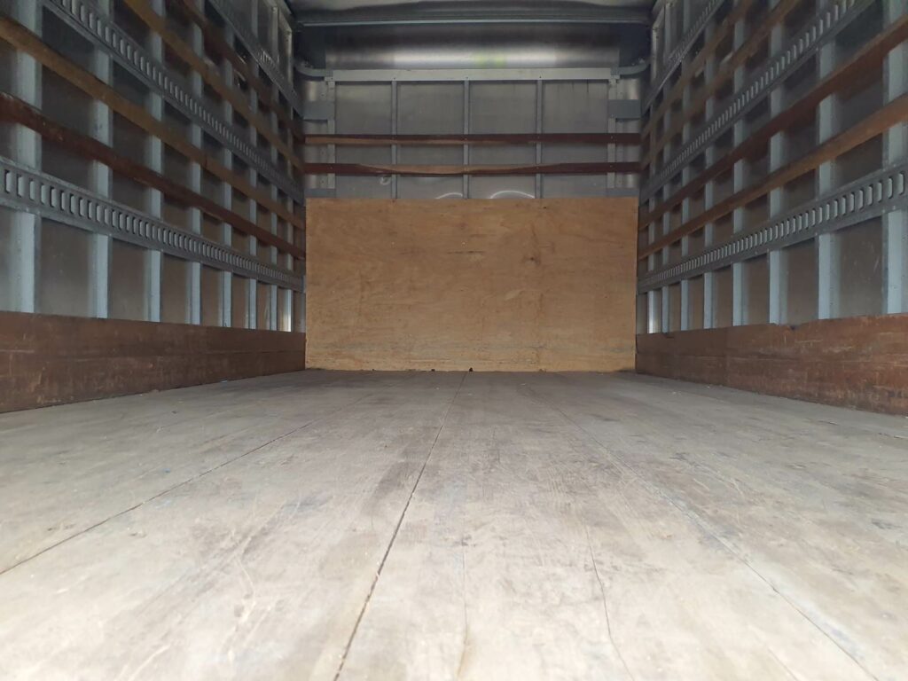 2017 Isuzu NPR HD 16 ft Box Truck – 215HP, 6, Roll up Door, Liftgate