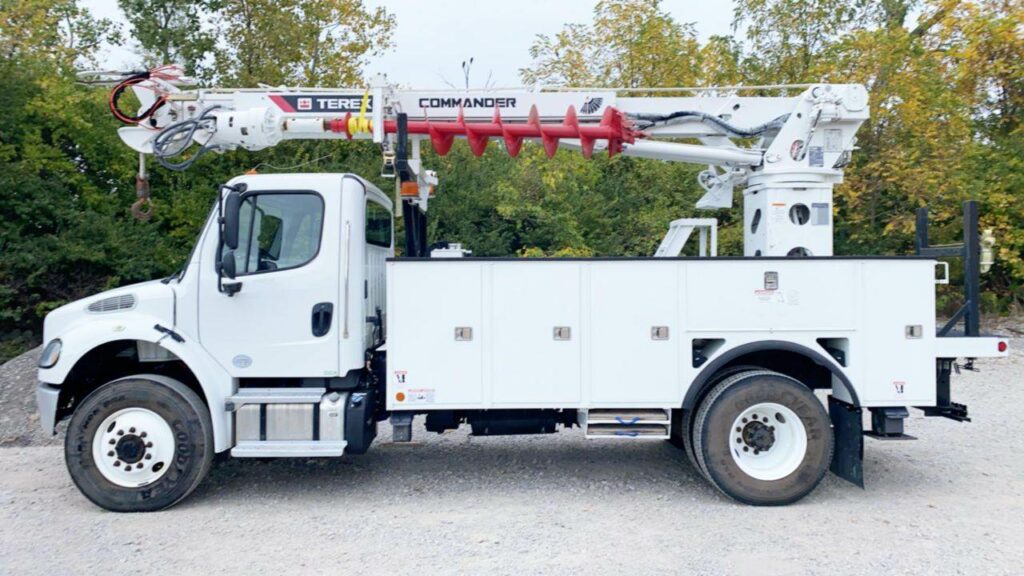 2017 Freightliner M2 106 Digger Derrick Truck