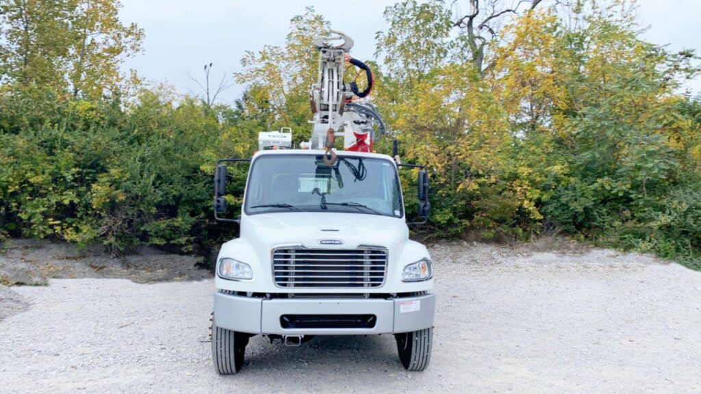 2017 Freightliner M2 106 Digger Derrick Truck