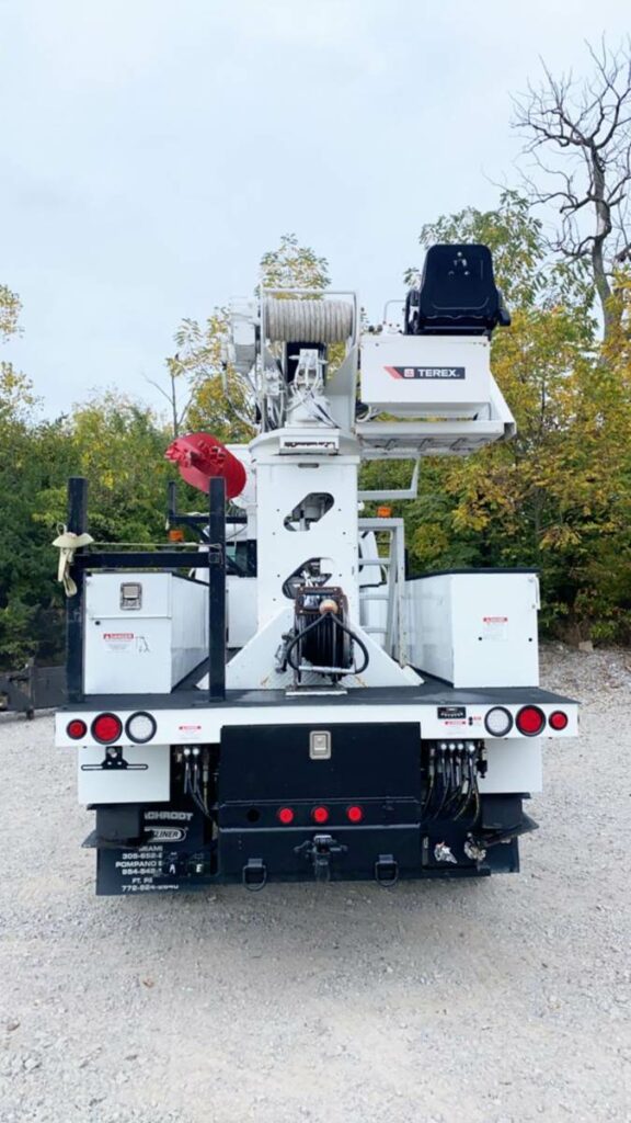 2017 Freightliner M2 106 Digger Derrick Truck