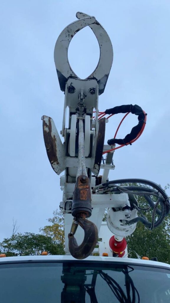 2017 Freightliner M2 106 Digger Derrick Truck