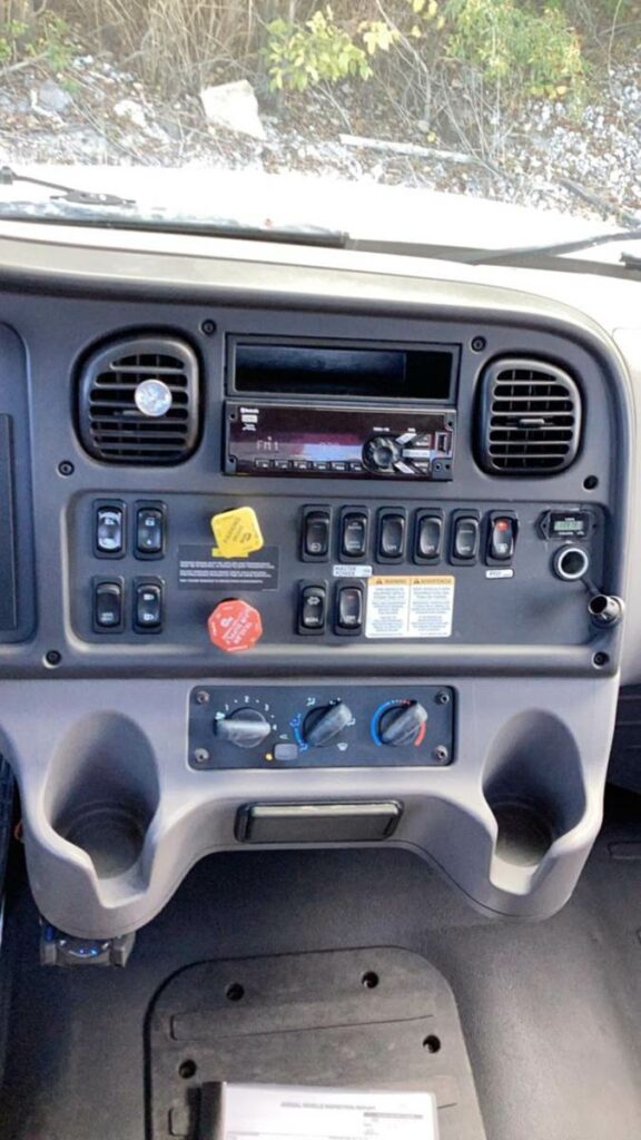 2018 Freightliner M2 106 Digger Derrick Truck