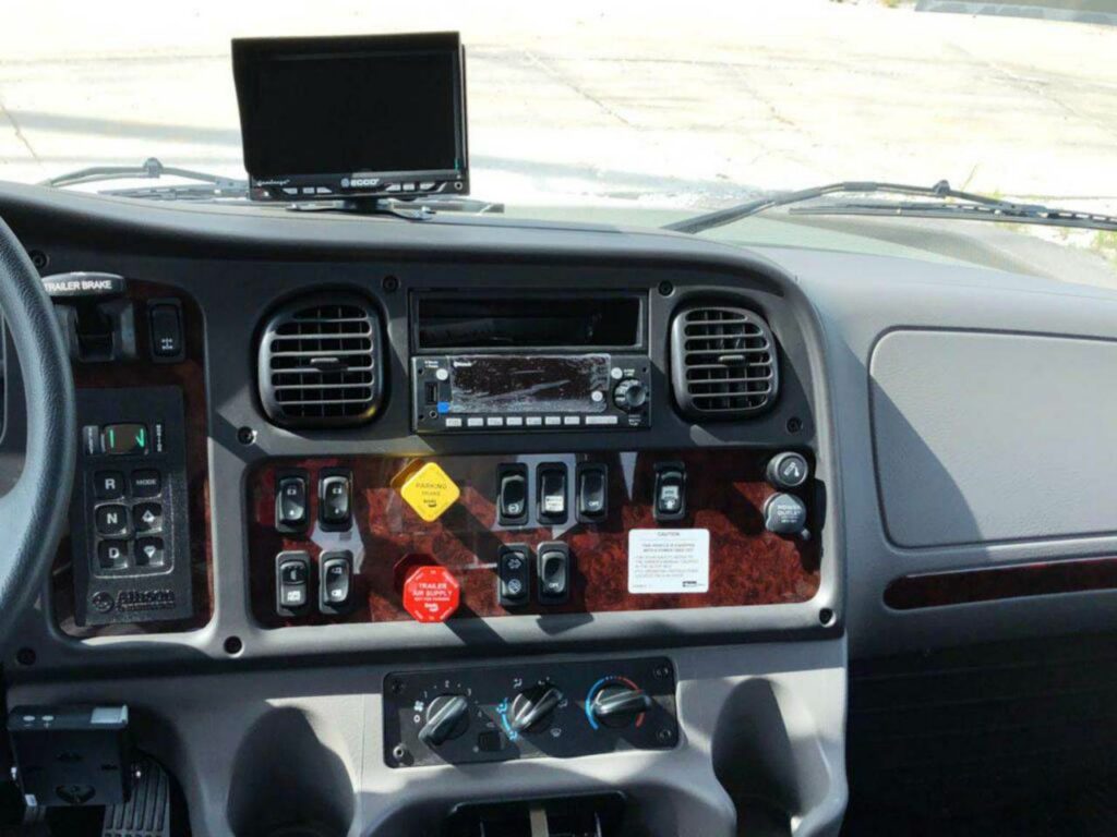 2024 Freightliner M2 106 Digger Derrick Truck – Cummins, 300HP, Automatic