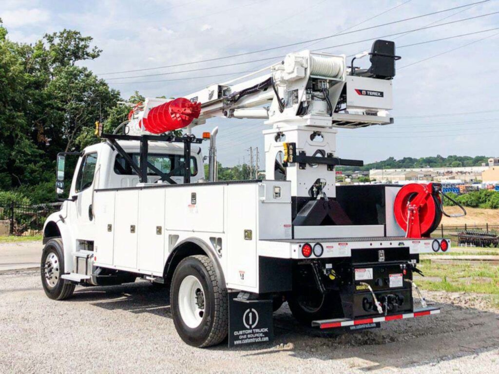 2024 Freightliner M2 106 Digger Derrick Truck – Cummins, 300HP, Automatic