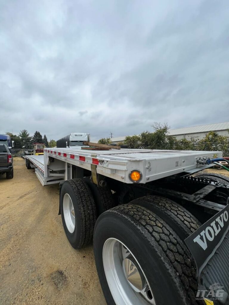 2020 Reitnouer 53ft Drop Deck Trailer – All Aluminum, Aluminum Floor, Rear Sliding Axle, Toolboxes, Ramps