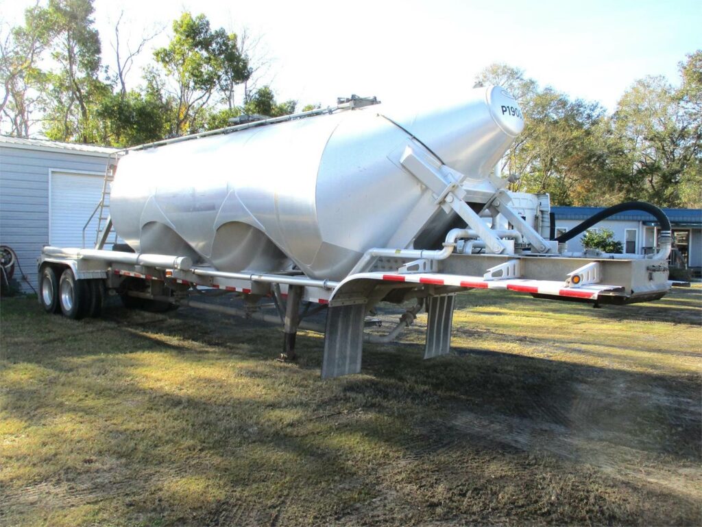 2020 Southern Welding ALUMINUM 1000 CUBIC FT PNEUMATIC TANKER