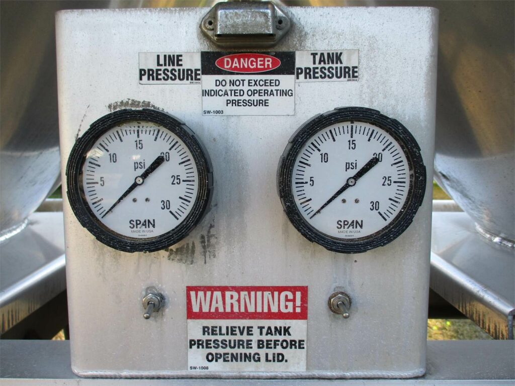 2020 Southern Welding ALUMINUM 1000 CUBIC FT PNEUMATIC TANKER