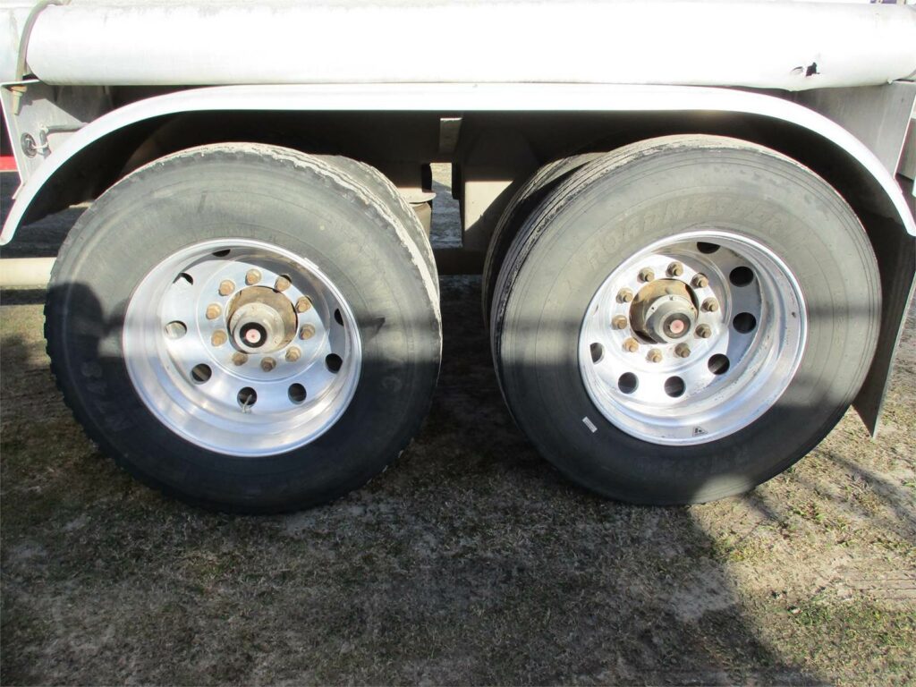 2019 Southern Welding ALUMINUM 1000 CUBIC FT PNEUMATIC TANKER