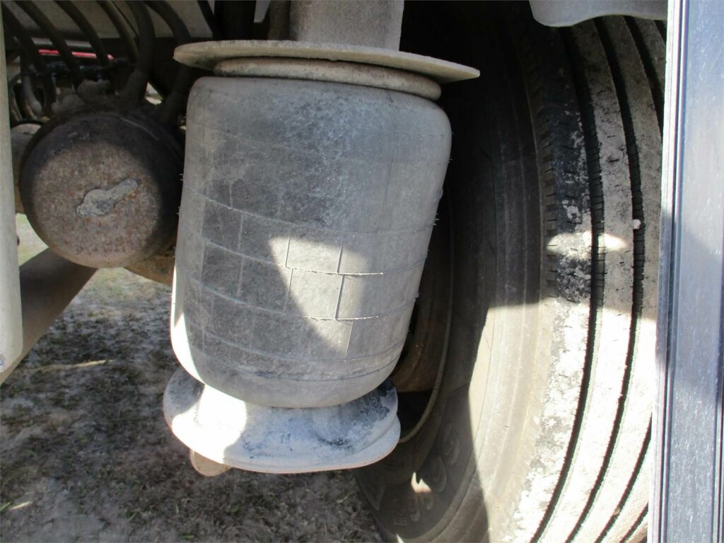 2019 Southern Welding ALUMINUM 1000 CUBIC FT PNEUMATIC TANKER