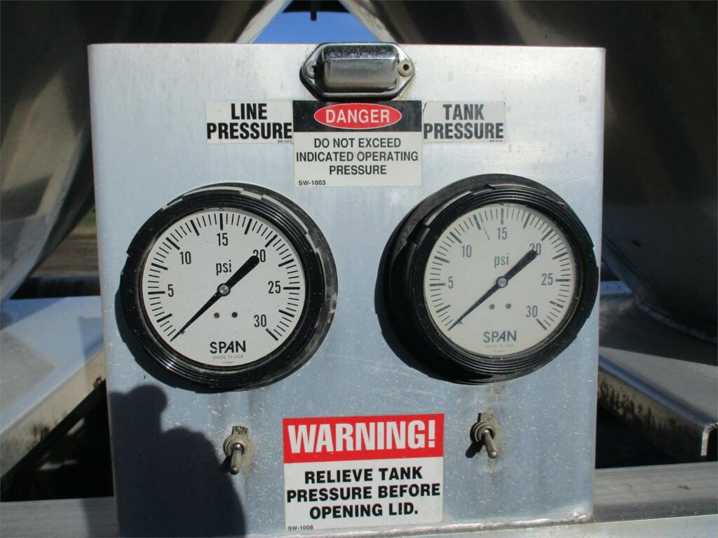 2019 Southern Welding ALUMINUM 1000 CUBIC FT PNEUMATIC TANKER