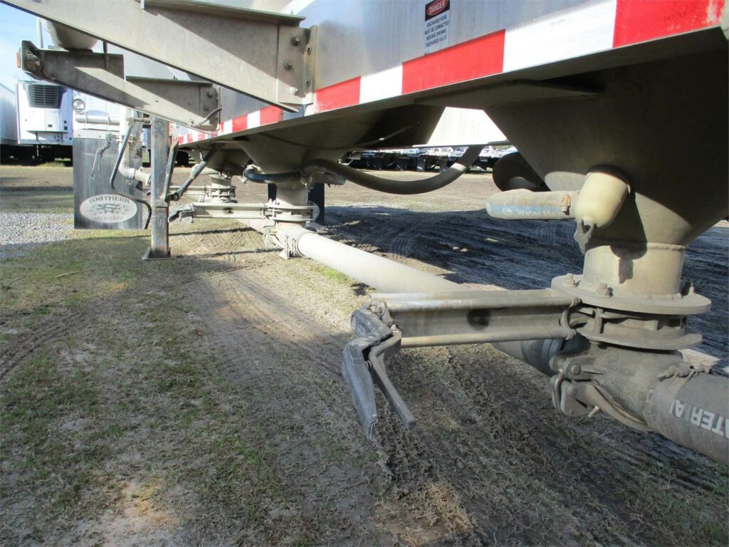 2019 Southern Welding ALUMINUM 1000 CUBIC FT PNEUMATIC TANKER