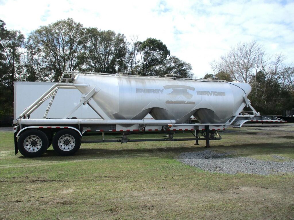 2019 Southern Welding ALUMINUM 1000 CUBIC FT PNEUMATIC TANKER