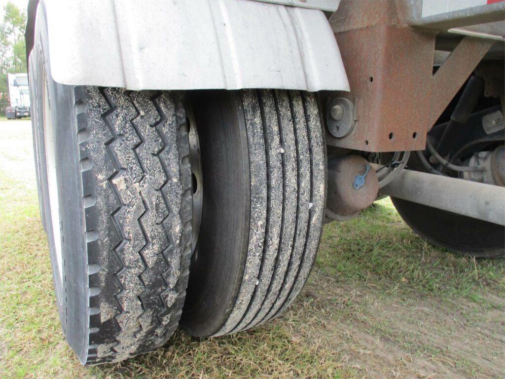 2019 Southern Welding ALUMINUM 1000 CUBIC FT PNEUMATIC TANKER