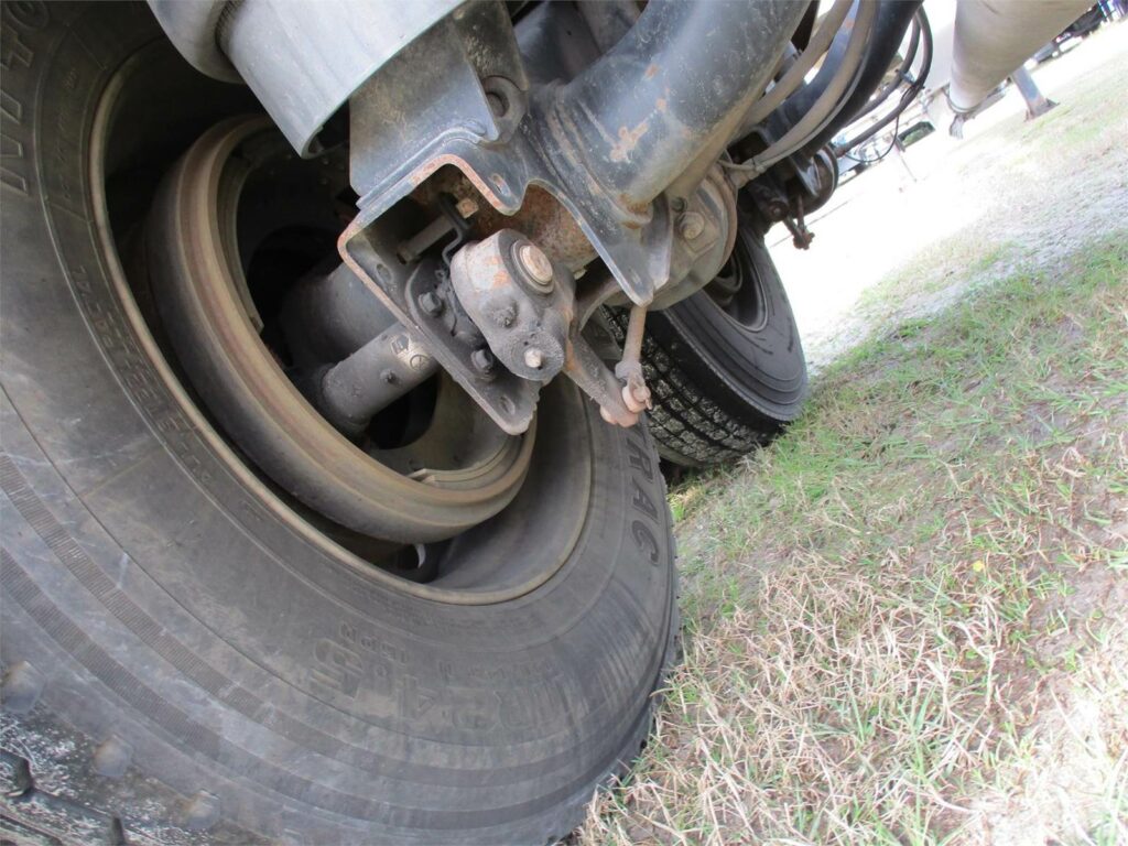 2019 Southern Welding ALUMINUM 1000 CUBIC FT PNEUMATIC TANKER