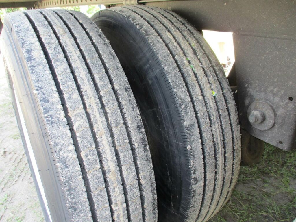 2020 Great Dane 53×102