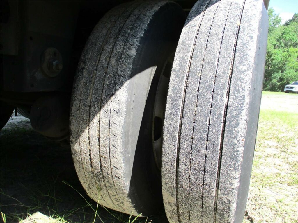 2020 Great Dane 53×102