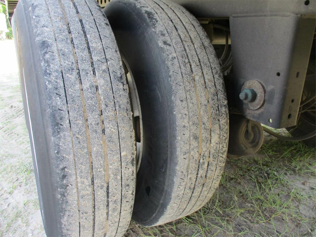 2020 Great Dane 53×102