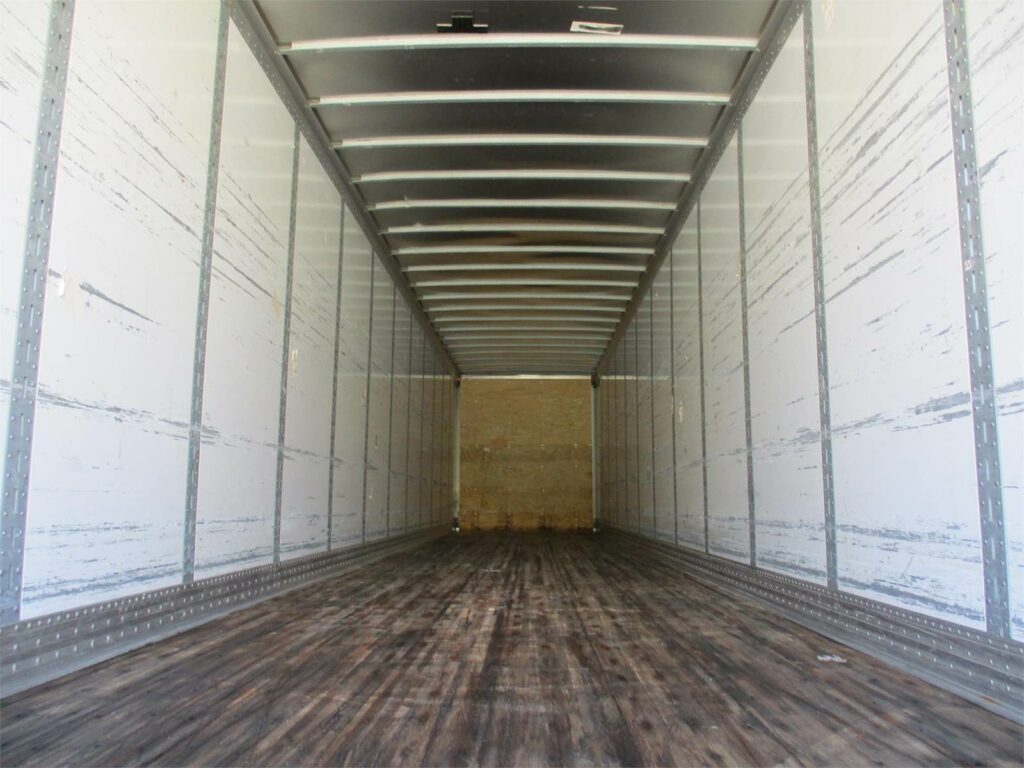 2020 Great Dane 53×102