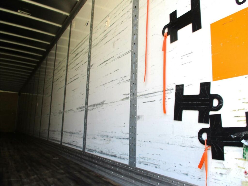 2020 Great Dane 53×102