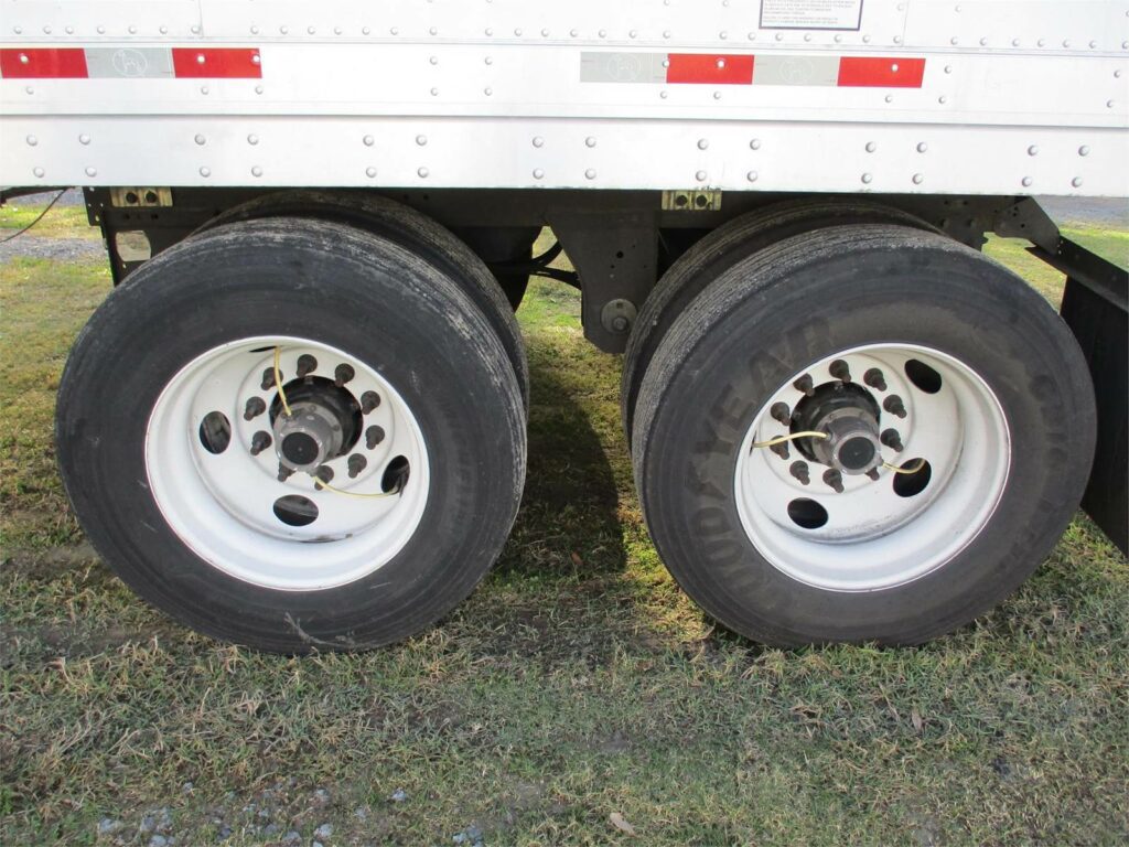 2020 Great Dane 53×102