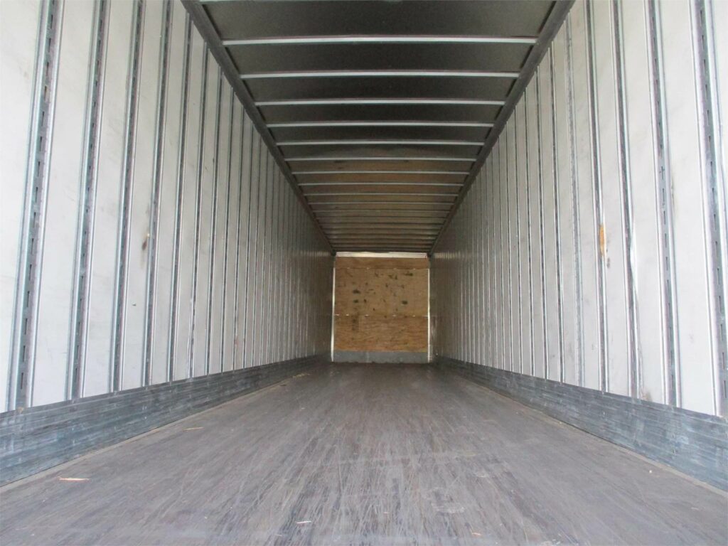 2020 Great Dane 53×102