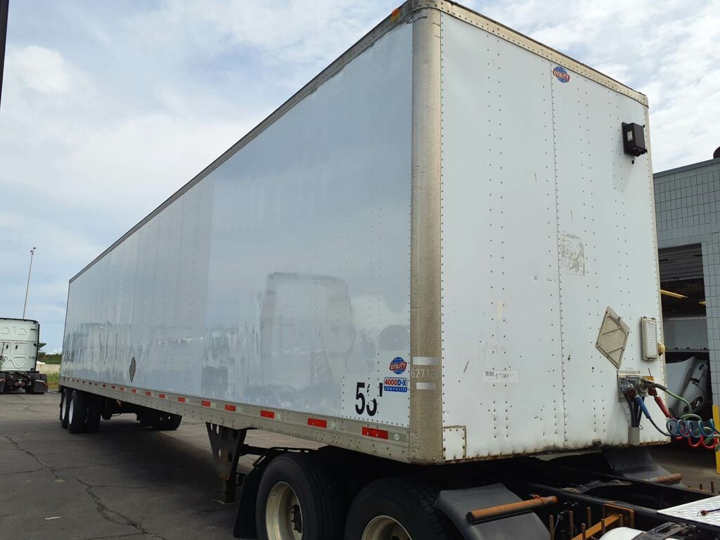 2011 UTILITY 4000DX 53 ft Dry Van Trailer – Swing Door, Air Ride