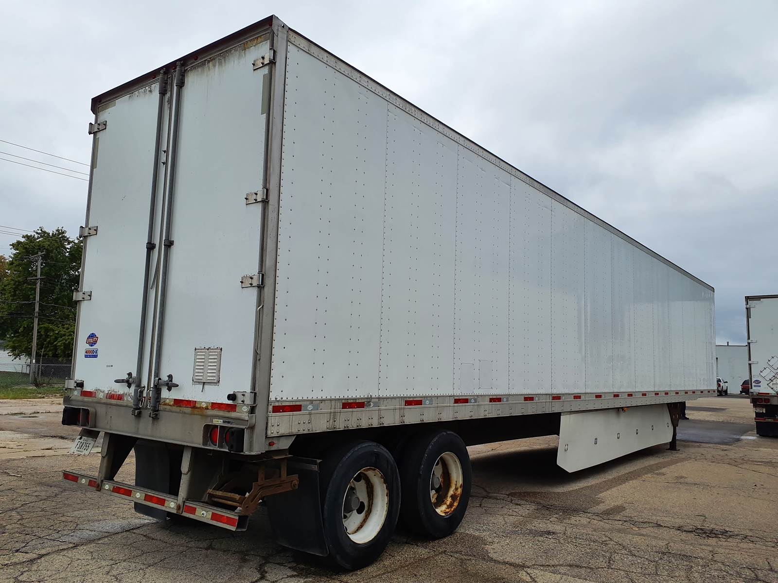 2013 UTILITY 4000DX 53 Ft Dry Van Trailer - Swing Door, Air Ride ...