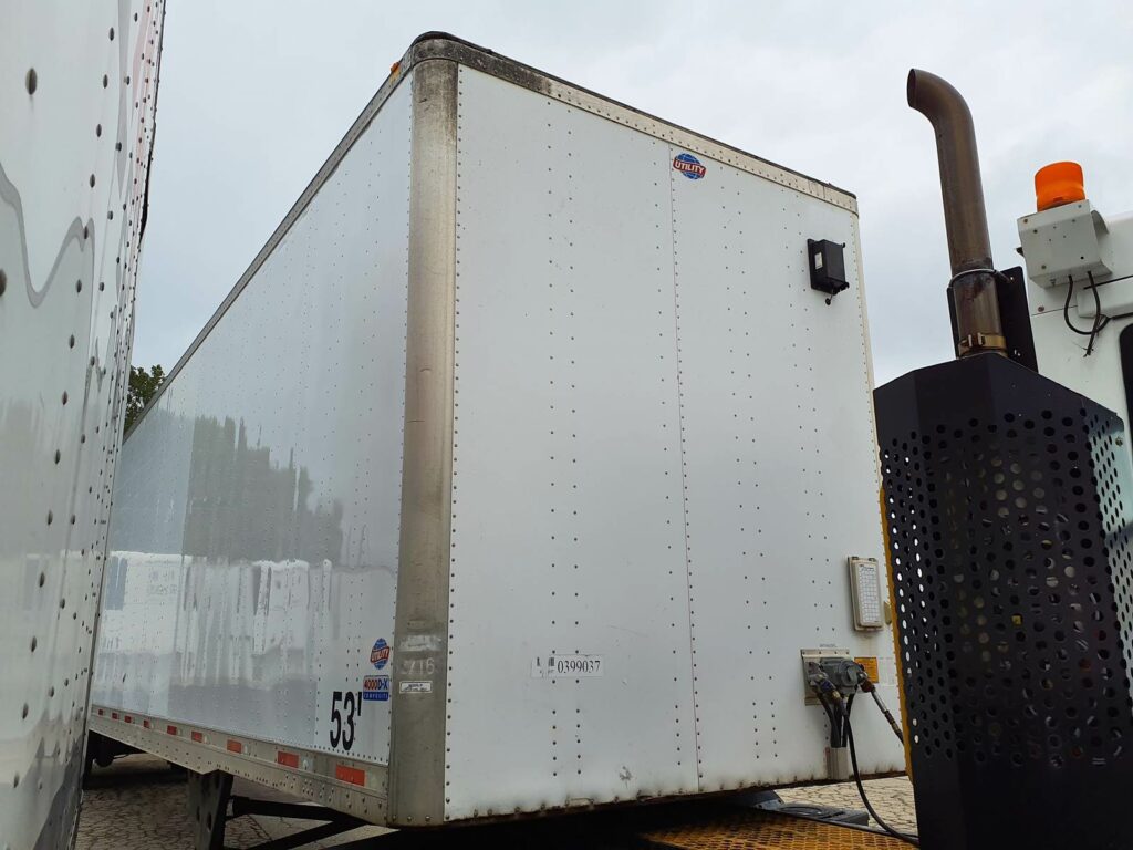 2011 UTILITY 4000DX 53 ft Dry Van Trailer – Swing Door, Air Ride
