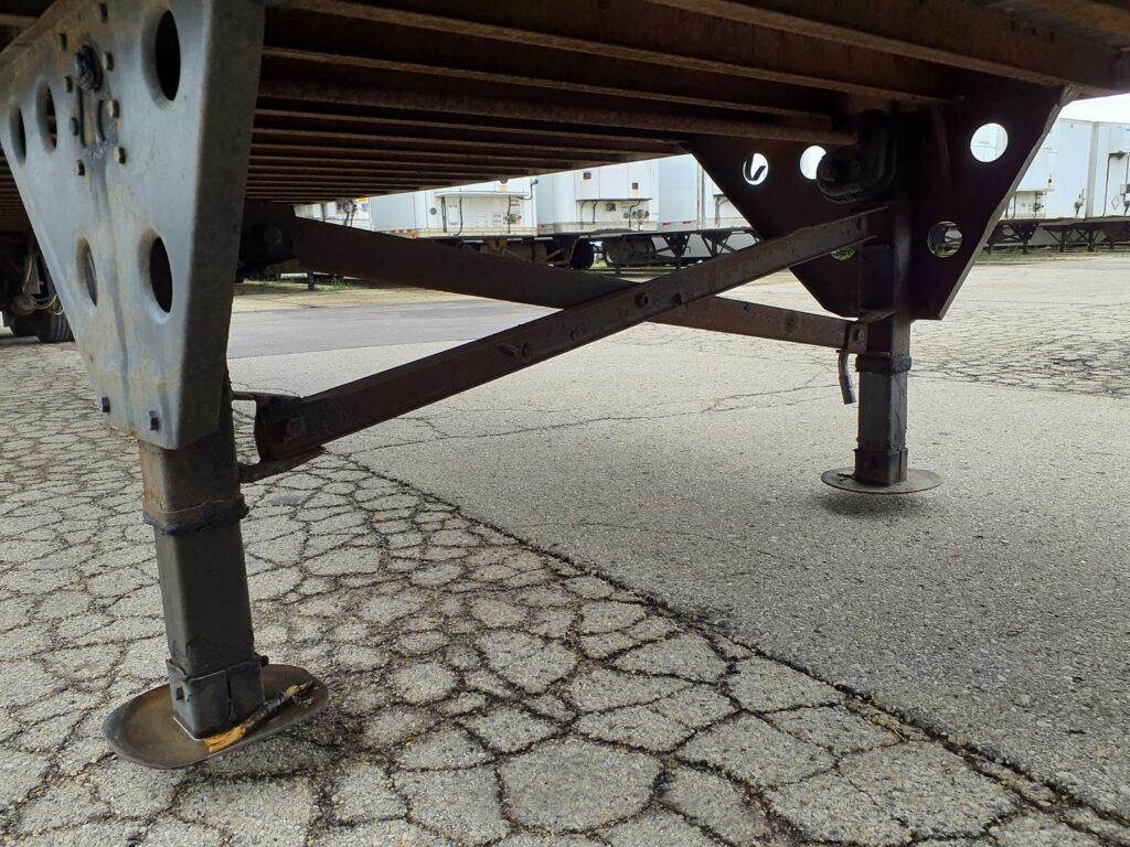 2011 UTILITY 4000DX 53 ft Dry Van Trailer – Swing Door, Air Ride