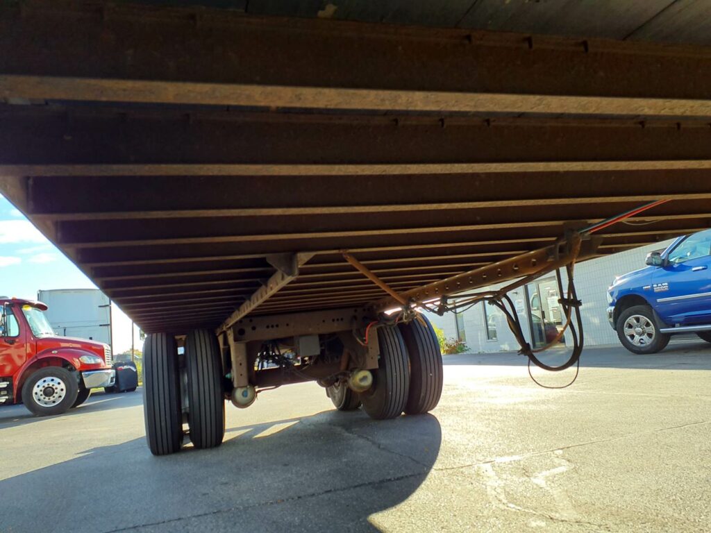 2012 UTILITY 4000DX 53 ft Dry Van Trailer – Swing Door, Air Ride