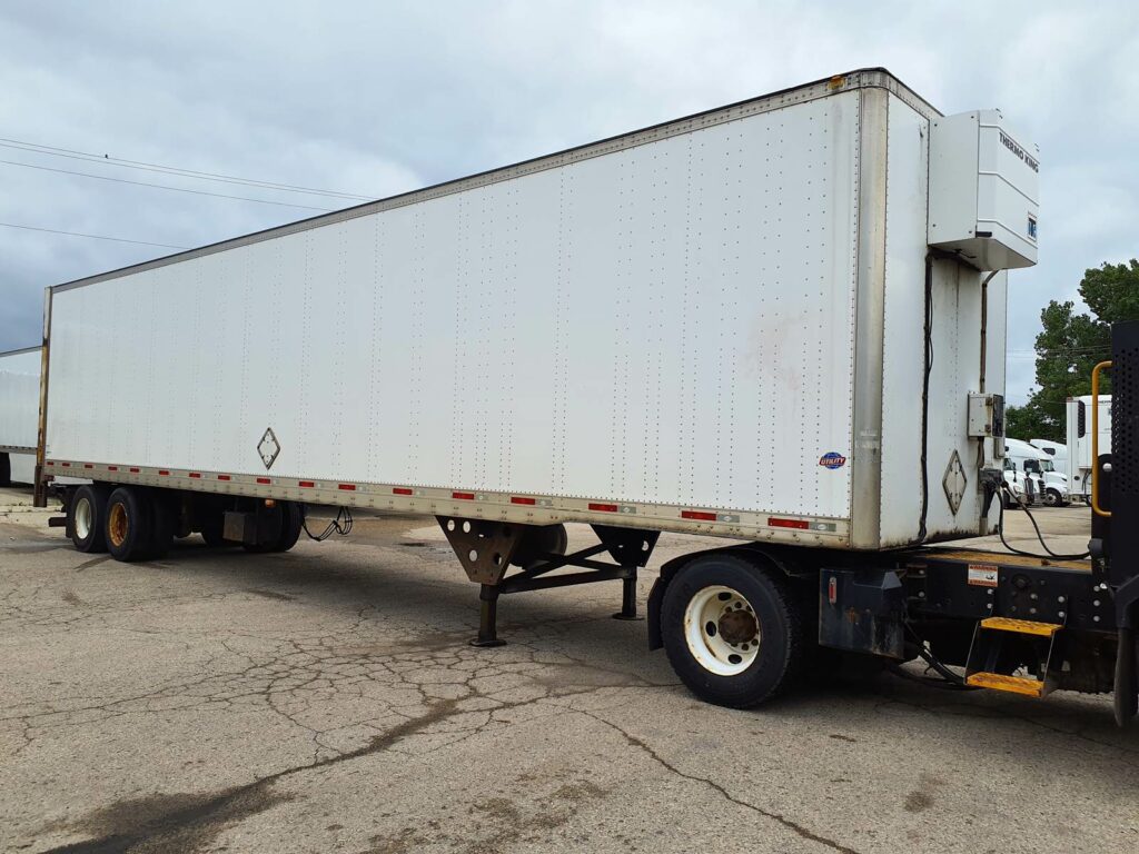 2009 UTILITY 45 ft Dry Van Trailer – Roll up Door, Air Ride, Liftgate