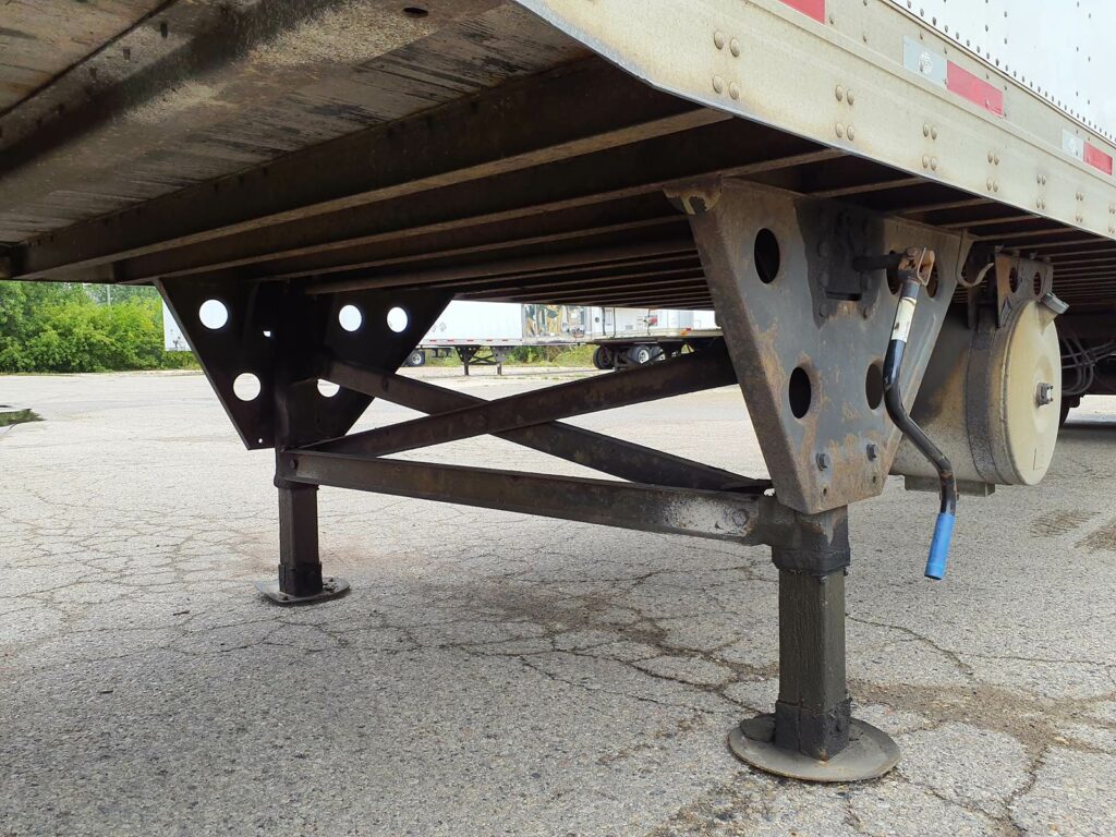 2009 UTILITY 45 ft Dry Van Trailer – Roll up Door, Air Ride, Liftgate