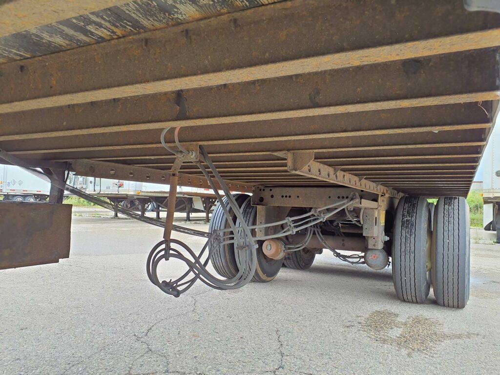 2009 UTILITY 45 ft Dry Van Trailer – Roll up Door, Air Ride, Liftgate