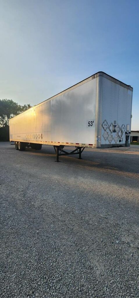 2012 Vanguard 53 ft Dry Van Trailer – Swing Door, Air Ride