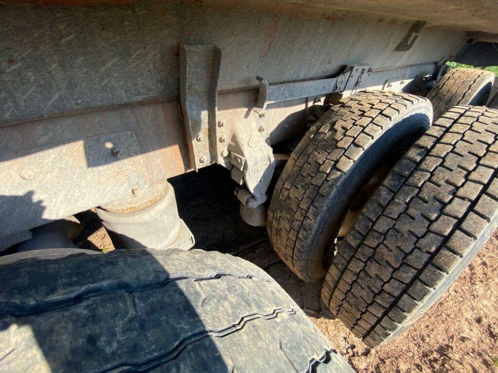 1995 Mack CL713 Dump Truck