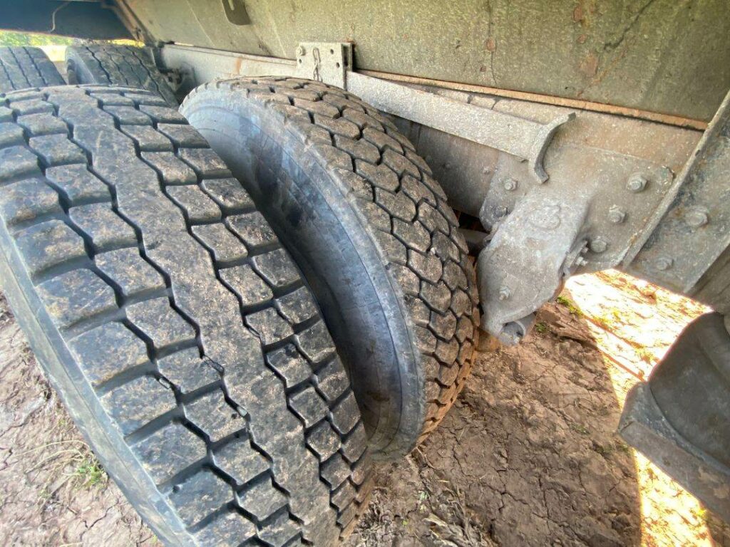 1995 Mack CL713 Dump Truck