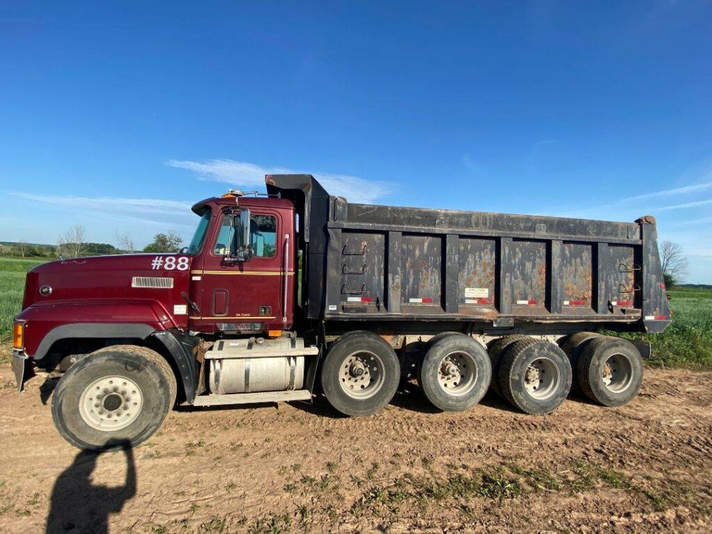 1995 Mack CL713 Dump Truck