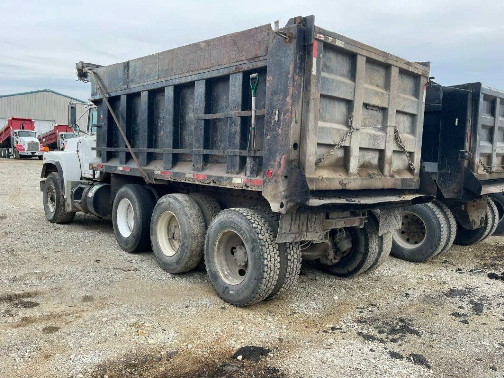 1997 Mack RB688S Dump Truck