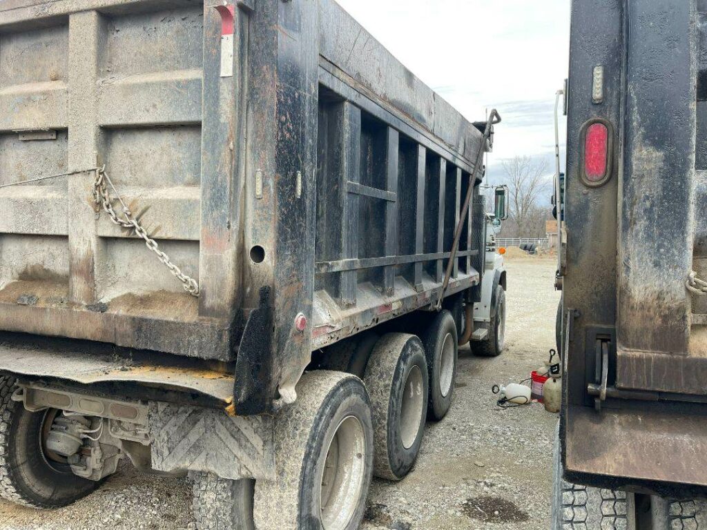 1997 Mack RB688S Dump Truck