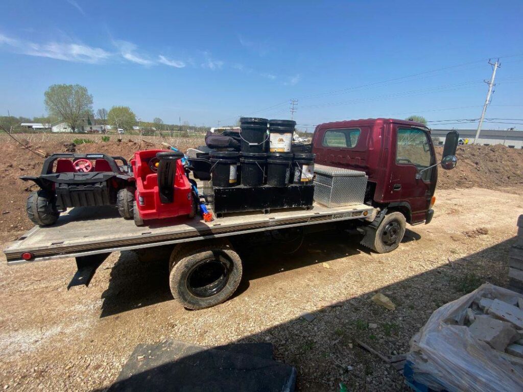 2002 Chevrolet W3500 Flatbed Dump Truck