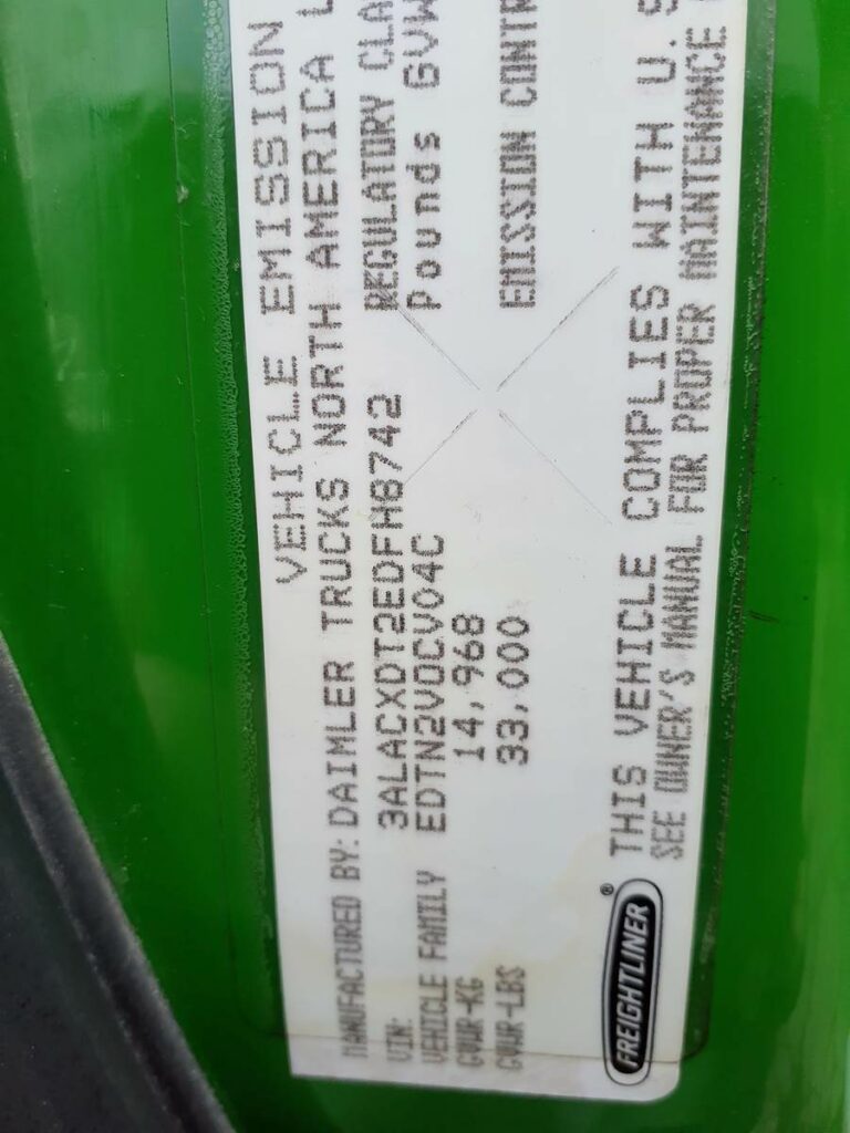 2014 Freightliner M2 106 26 ft Flatbed Truck – 280HP, 6 Speed Manual, Liftgate