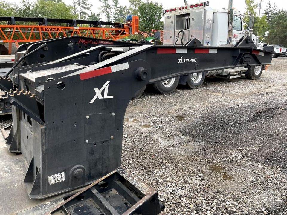 2020 XL Specialized 55 Ton Lowboy Trailer – 29ft Well, Quad-Axle, Hydraulic Detach, Non-Ground Bearing, Pony Motor, Outriggers, Flip Axle