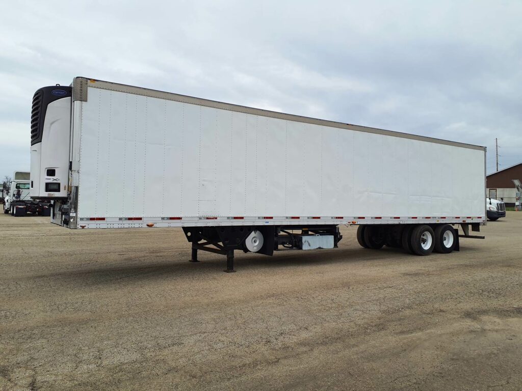 2016 UTILITY 48 ft Reefer Trailer – Swing Door, Liftgate, Carrier