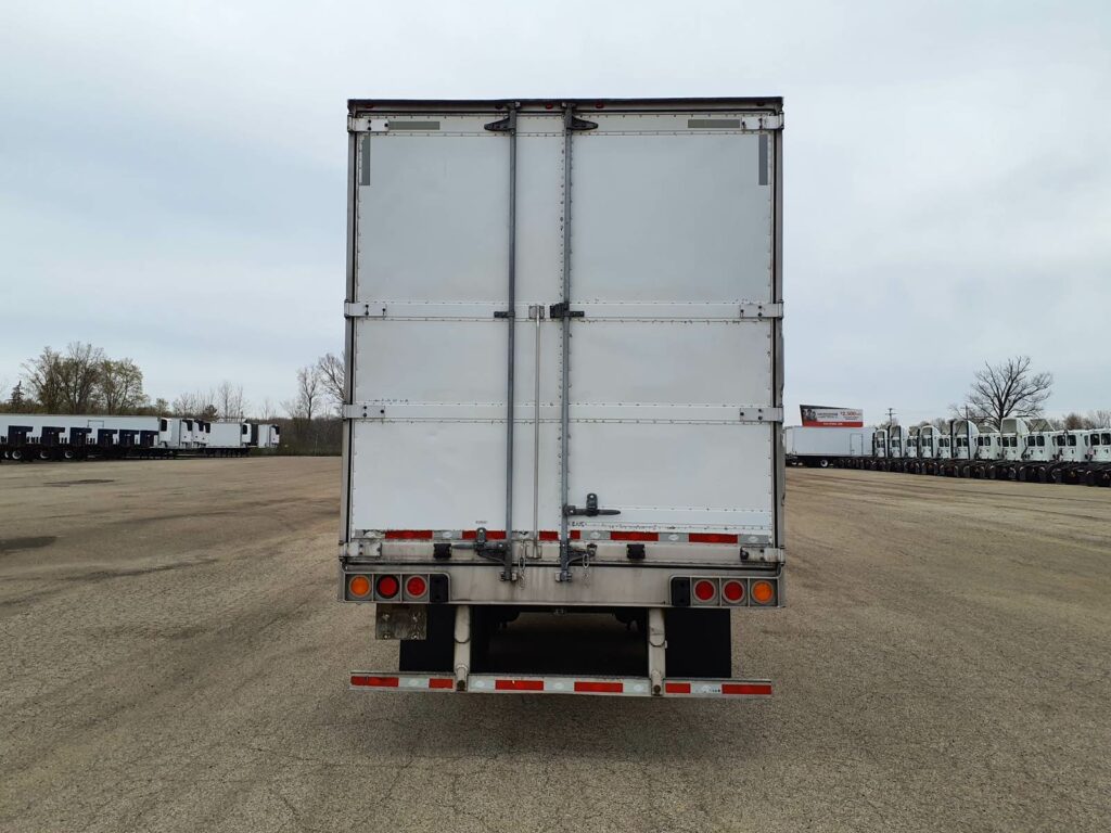 2016 UTILITY 48 ft Reefer Trailer – Swing Door, Liftgate, Carrier