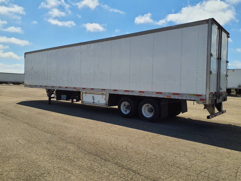 2014 UTILITY 48 ft Reefer Trailer – Swing Door, Liftgate, Thermo King