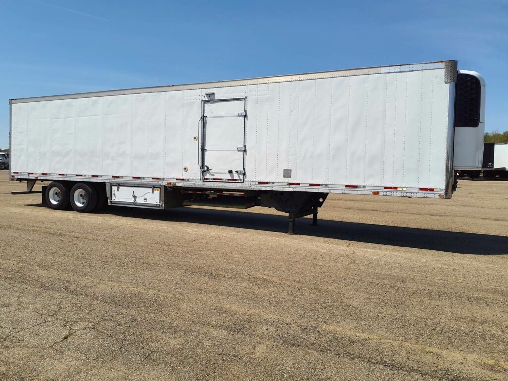 2014 UTILITY 48 ft Reefer Trailer – Single Axle, Swing Door, Liftgate, Thermo King