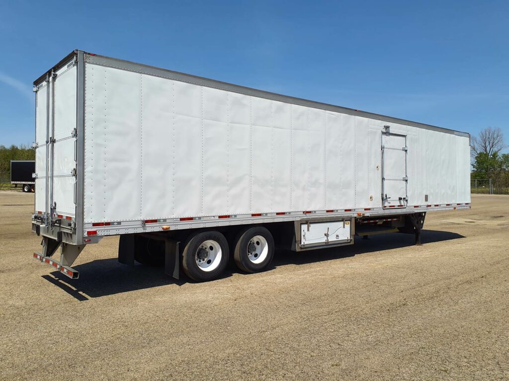 2014 UTILITY 48 ft Reefer Trailer – Single Axle, Swing Door, Liftgate, Thermo King