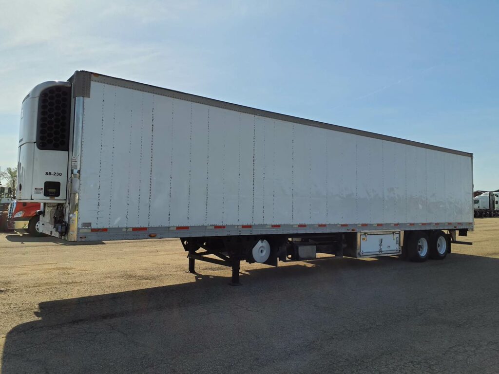 2014 UTILITY 48 ft Reefer Trailer – Swing Door, Liftgate, Thermo King