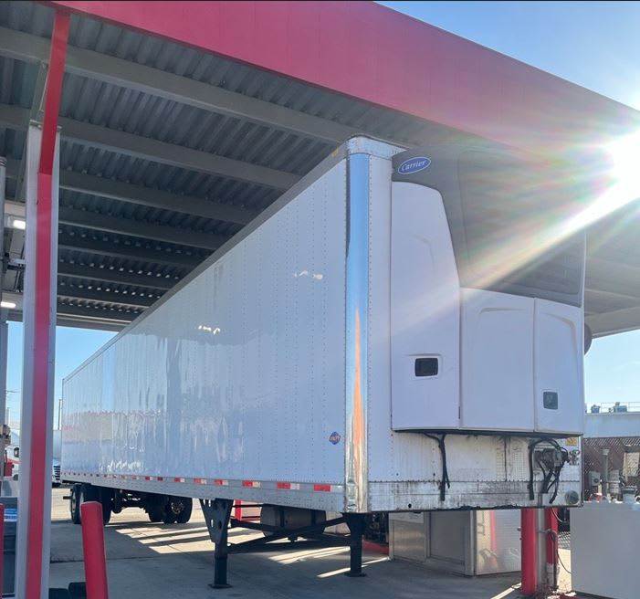 2013 UTILITY 53 ft Reefer Trailer – Swing Door, Carrier