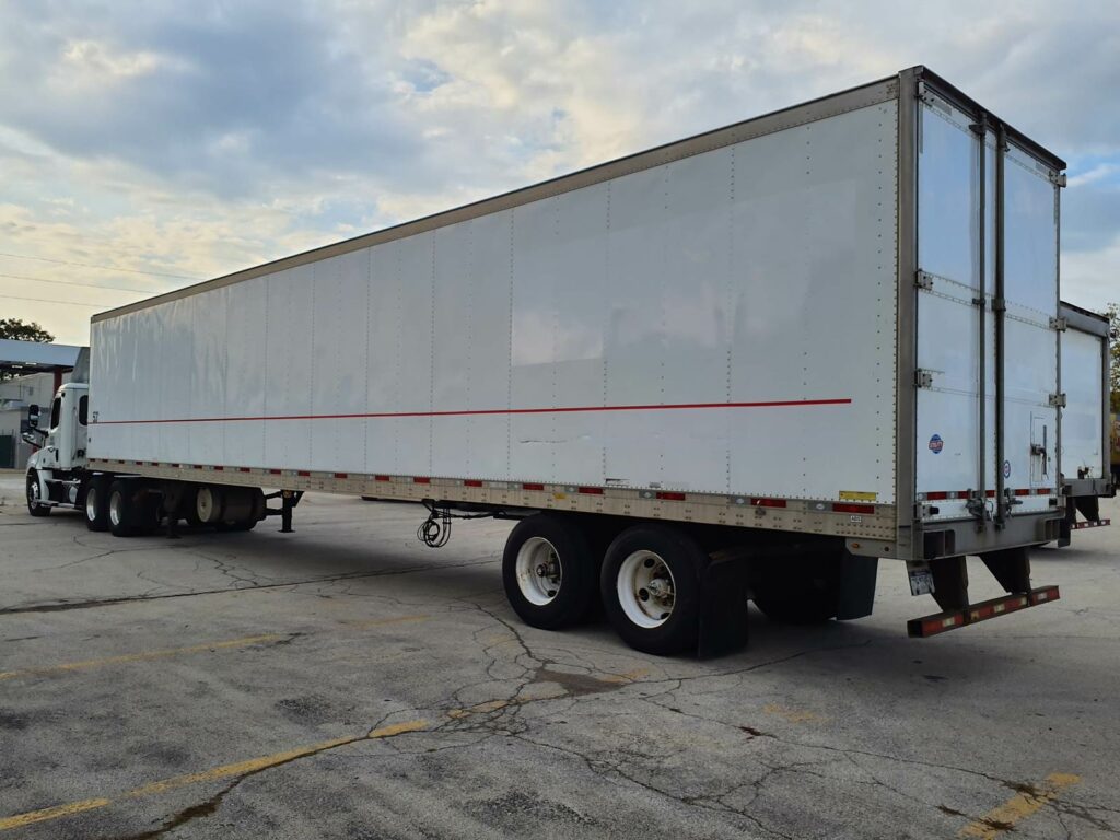 2013 UTILITY 53 ft Reefer Trailer – Swing Door, Carrier